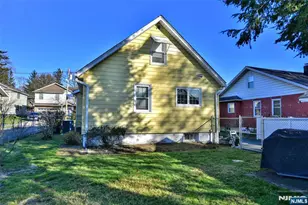 12-64 Burbank St, Fair Lawn, NJ 07410 - Photo 33