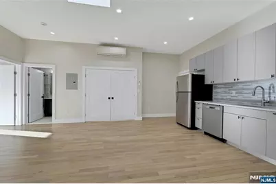 3605 Bergenline Avenue 2A #2A, Union City, NJ 07087 - Photo 7