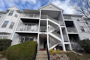 861 Juniper Way, Mahwah, NJ 07430 - Photo 1