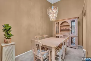 212 Larch Ln, Mahwah, NJ 07430 - Photo 7