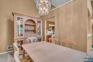 212 Larch Ln, Mahwah, NJ 07430 - Photo 13