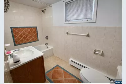 128 Lee Street, Elmwood Park, NJ 07407 - Photo 11