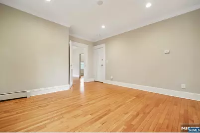 159 Valley Road 2 #2, Montclair, NJ 07042 - Photo 3