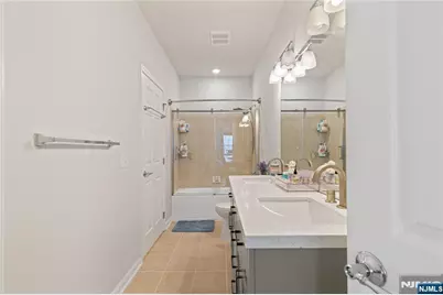 73 Wesmont Drive 1811 #1811, Wood Ridge, NJ 07075 - Photo 13