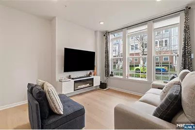 73 Wesmont Drive 1811 #1811, Wood Ridge, NJ 07075 - Photo 3