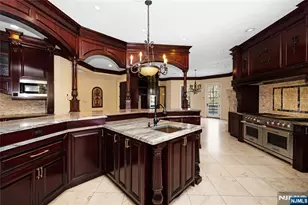 105 Chestnut Ridge Rd, Saddle River, NJ 07458 - Photo 29