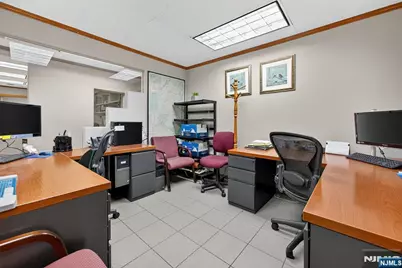 55 Paramus, Paramus, NJ 07652 - Photo 11