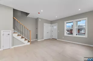 743 Kingsland Ave, Ridgefield, NJ 07657 - Photo 5