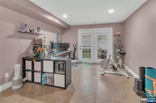 22 Marina Dr, Bayonne, NJ 07002 - Photo 19