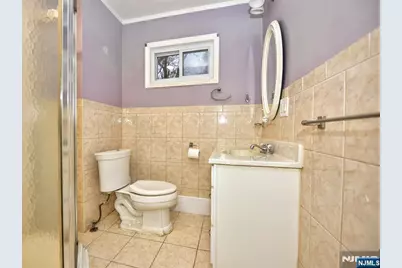 34 Summit Avenue, Waldwick, NJ 07463 - Photo 9