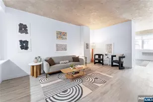 10 Commerce Ct 2E, Newark, NJ 07102 - Photo 3