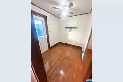 250-252 Highland Avenue 2nd Fl #2nd Fl, Kearny, NJ 07032 - Photo 5