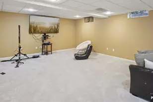 6 Sherry Ct, Wayne, NJ 07470 - Photo 19