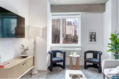 10 Commerce Court 2A #2A, Newark, NJ 07102 - Photo 7