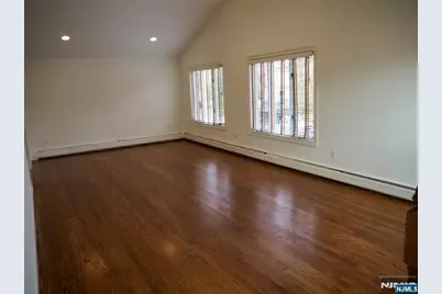 744 Hamilton Avenue 1 #1, Ridgefield, NJ 07657 - Photo 7