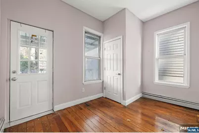 122 18th Street, Union City, NJ 07087 - Photo 9