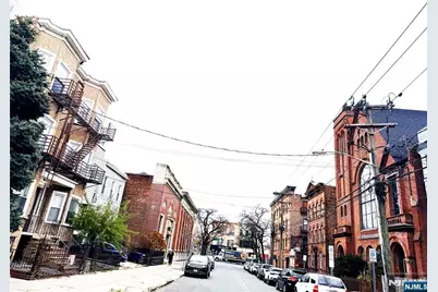 154 Bowers Street 204 #204, Jersey City, NJ 07307 - Photo 21