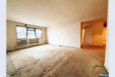 154 Bowers Street 204 #204, Jersey City, NJ 07307 - Photo 5