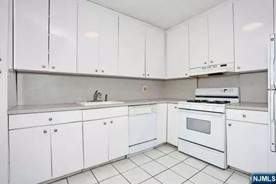 6 Horizon Road 1205 #1205, Fort Lee, NJ 07024 - Photo 17