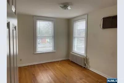 31-11 Broadway 2 #2, Fair Lawn, NJ 07410 - Photo 3