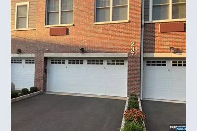 237 Lincoln Avenue 201 #201, Cliffside Park, NJ 07010 - Photo 1