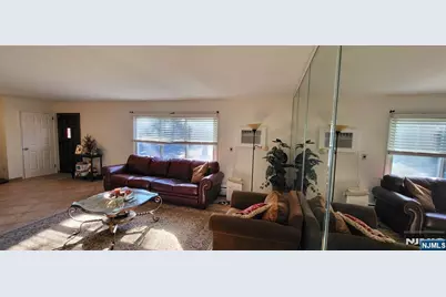 91 Fairhaven Drive, Midland Park, NJ 07432 - Photo 3