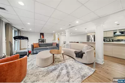 639 Pawnee Lane, Franklin Lakes, NJ 07417 - Photo 29