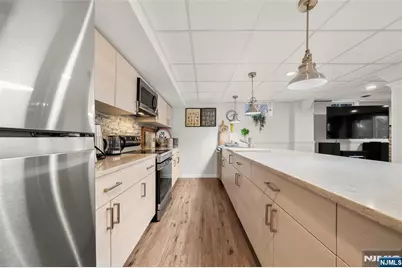 639 Pawnee Lane, Franklin Lakes, NJ 07417 - Photo 31