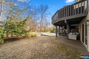 639 Pawnee Ln, Franklin Lakes, NJ 07417 - Photo 37