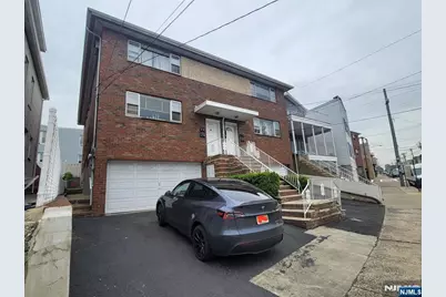 201 Palisade Avenue 2nd Fl #2nd Fl, Cliffside Park, NJ 07010 - Photo 1