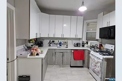 12 Wright Avenue, Jersey City, NJ 07306 - Photo 5