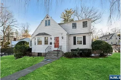 524 N Monroe Street 2 #2, Ridgewood, NJ 07450 - Photo 1