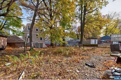 78 Treacy Avenue, Newark, NJ 07108 - Photo 21