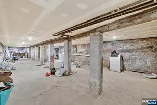 78 Treacy Ave, Newark, NJ 07108 - Photo 19