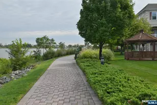 126 Blue Heron Dr, Secaucus, NJ 07094 - Photo 31