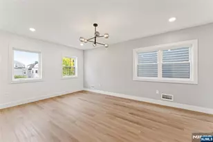 84 Hollywood Ave 1, East Orange, NJ 07018 - Photo 11