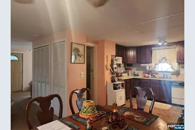 24 Roseland Avenue, Wanaque, NJ 07420 - Photo 9