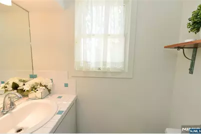 93 Copley Avenue, Teaneck Township, NJ 07666 - Photo 23