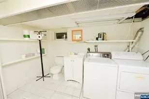 93 Copley Ave, Teaneck Township, NJ 07666 - Photo 21