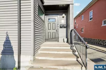 7 Laird Place, Cliffside Park, NJ 07010 - Photo 5