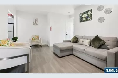 7 Laird Place, Cliffside Park, NJ 07010 - Photo 7