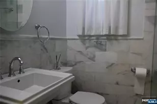 284 Hickory Ave, Tenafly, NJ 07670 - Photo 11