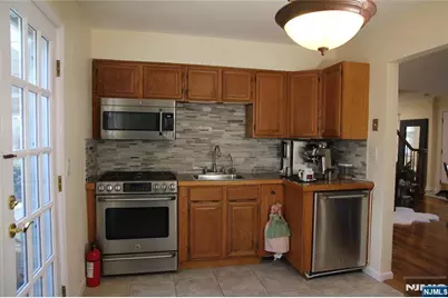 284 Hickory Avenue, Tenafly, NJ 07670 - Photo 17