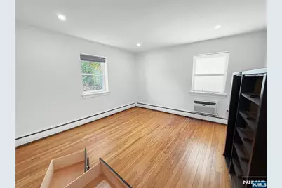 54 Broad Avenue 4A #4A, Palisades Park, NJ 07650 - Photo 7