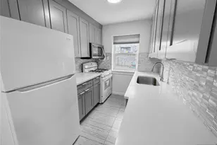 54 Broad Ave 4A, Palisades Park, NJ 07650 - Photo 1