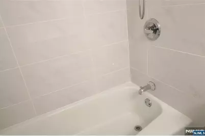 1600 Center Avenue 12C #12C, Fort Lee, NJ 07024 - Photo 23