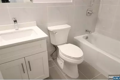 1600 Center Avenue 12C #12C, Fort Lee, NJ 07024 - Photo 31