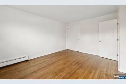 35 Edgewater, Edgewater, NJ 07020 - Photo 17