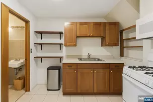 175 Union St, Lodi, NJ 07644 - Photo 17