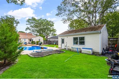 611 Boulton Avenue, Point Pleasant, NJ 08742 - Photo 21